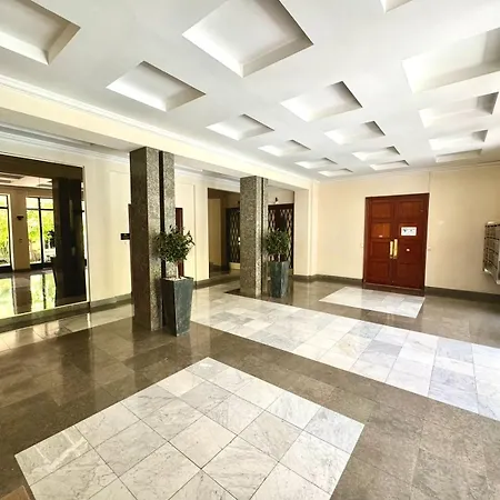 Ambassador Promenade ! *